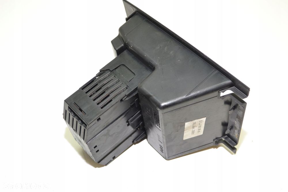 BMW E53 X5 ORGANIZER ZMIENIARKI NA PŁYTY CD 8245925 - 4