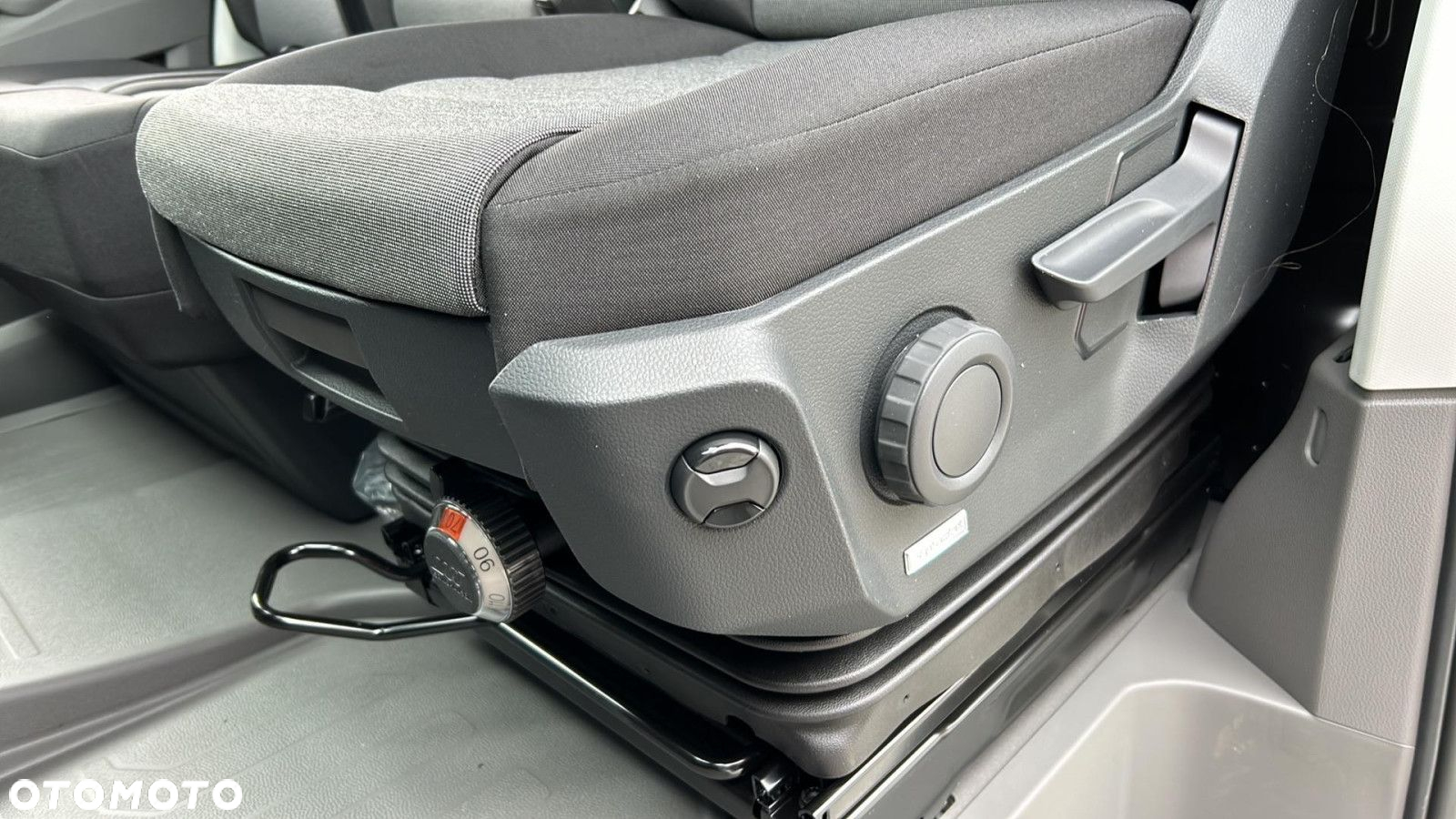 Volkswagen Crafter 35 Brygadówka/Furgon AUTOMAT (ZVG) L4H3, 2.0BiTDI 177KM, 4490 mm, Wysoki dach - 19