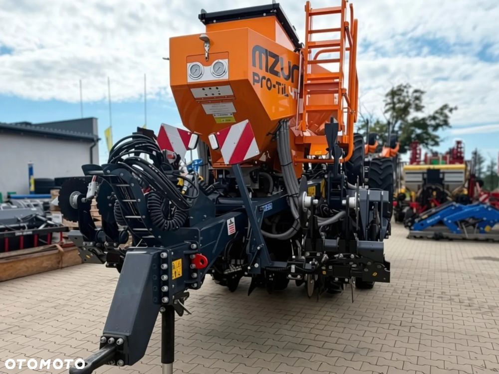 Inny Agregat siewny MZURI PRO-TIL 4T - 7