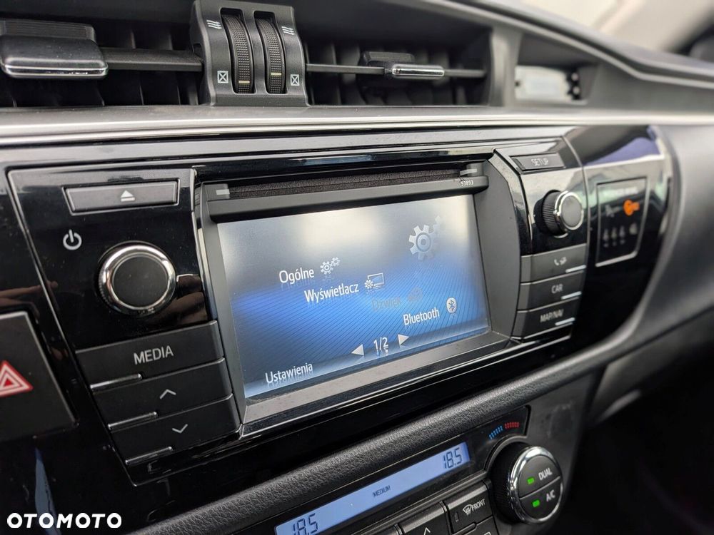 Toyota Corolla 1.6 Prestige - 23