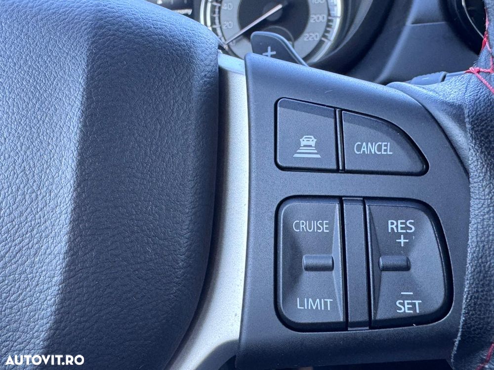 Suzuki S-Cross 1.5 AllGrip HEV Passion - 31