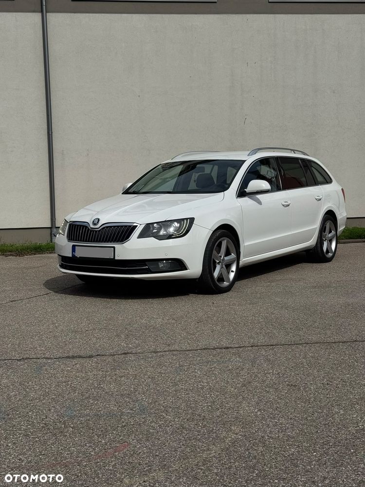 Skoda Superb 2.0 TDI Elegance DSG - 1
