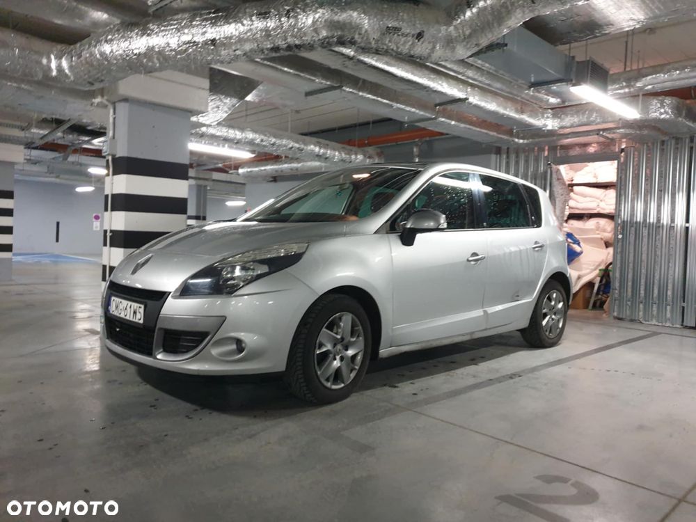 Renault Scenic 1.6 dCi Energy Privilege S&S - 2