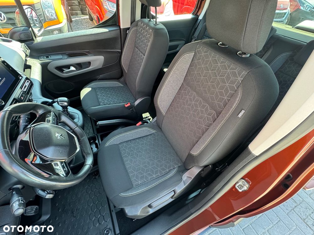 Peugeot Rifter - 11