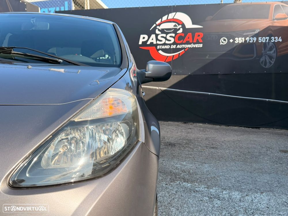Renault Clio 1.2 16V Authentique - 10