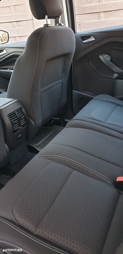 Ford Kuga 2.0 TDCi 2WD ST-Line - 5