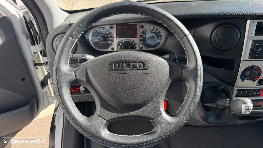 Iveco Daily 2.3 35C13 C/ Frio C/ Plat Elevatoria - 5
