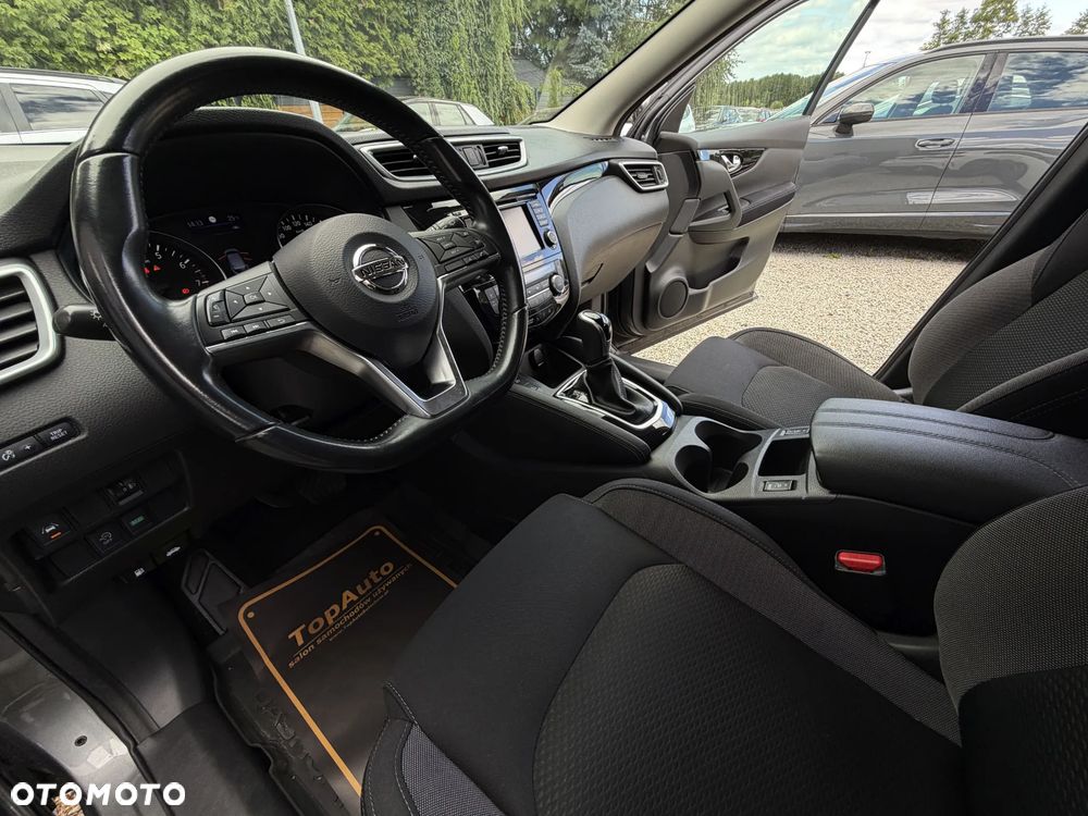 Nissan Qashqai 1.3 DIG-T DCT N-CONNECTA - 18