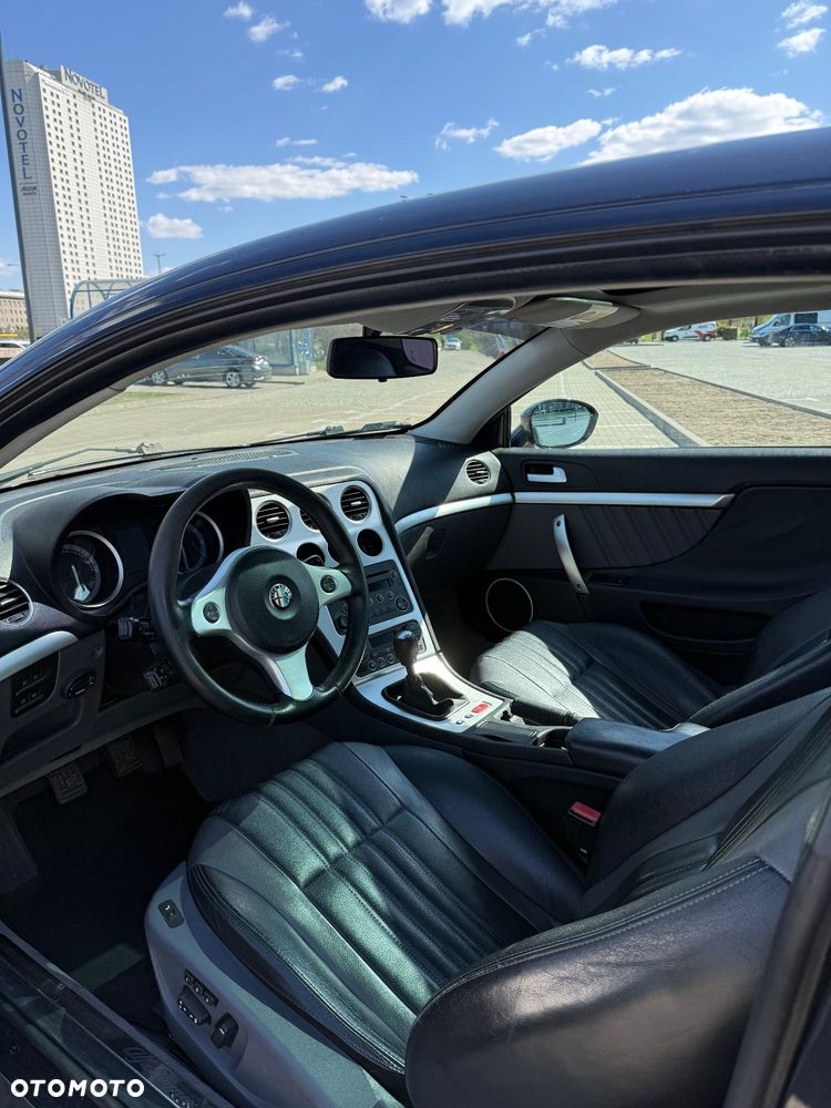 Alfa Romeo Brera 3.2 JTS Q4 Sky View - 11