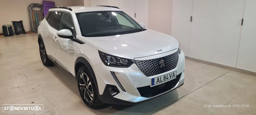 Peugeot e-2008 50 kWh Allure Pack - 1