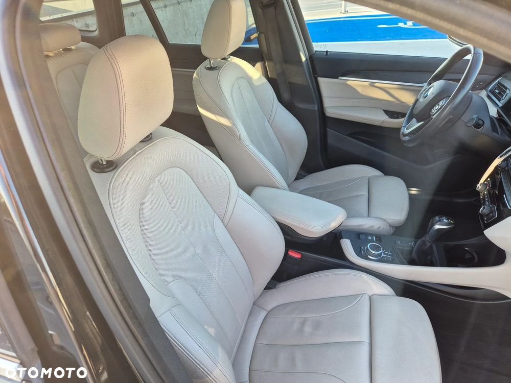 BMW X1 xDrive25i xLine - 14