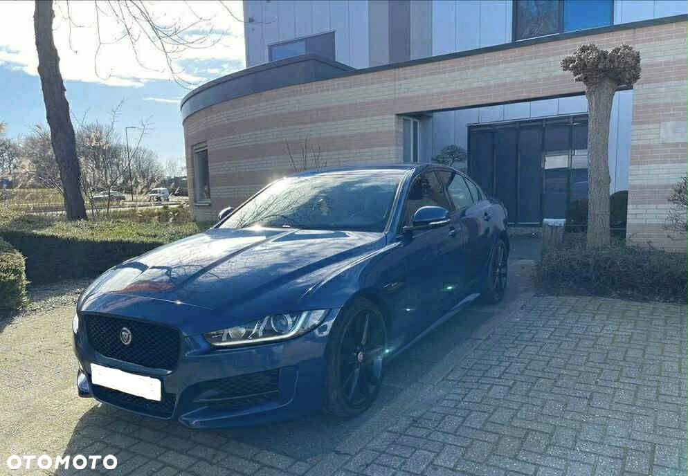 Jaguar XE E-Performance R-Sport - 5