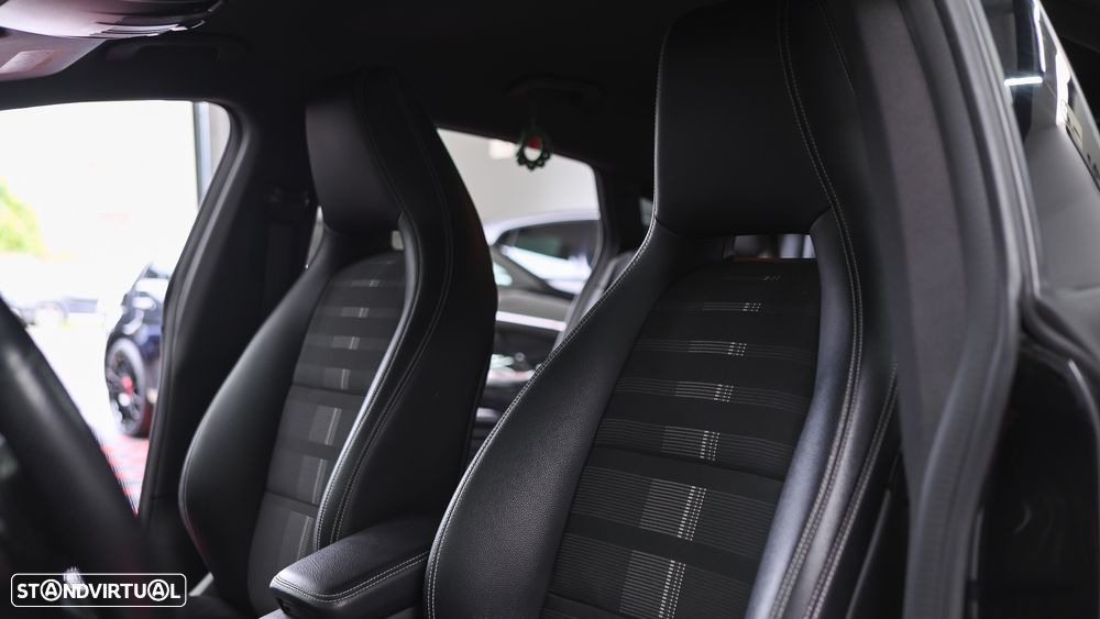 Mercedes-Benz CLA 200 d Shooting Brake Urban Aut. - 54