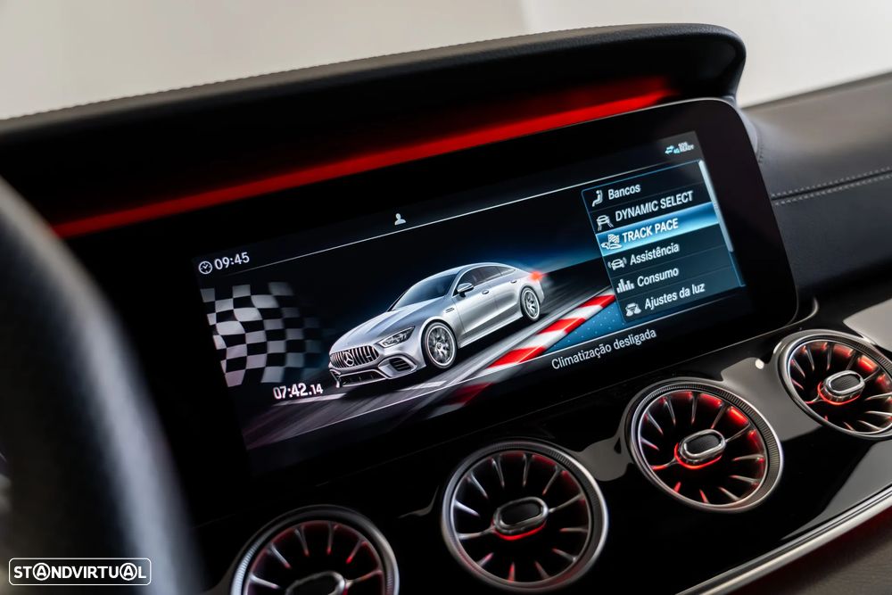 Mercedes-Benz AMG GT 63 4MATIC+ - 17