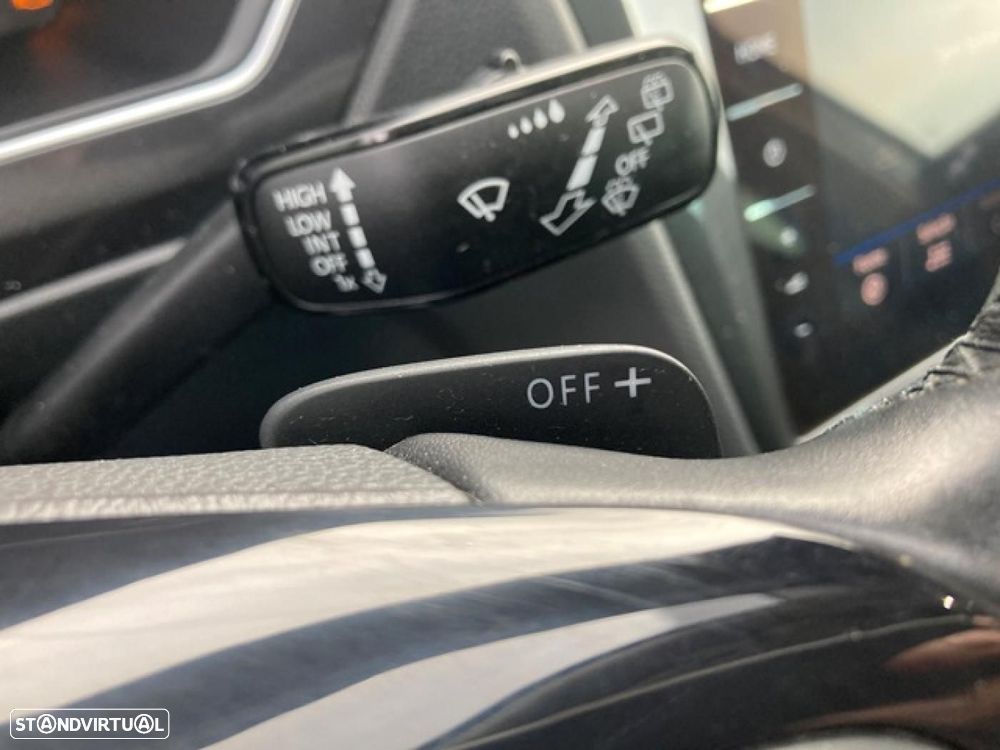 VW Tiguan 2.0 TDI R-Line DSG 4Motion - 42