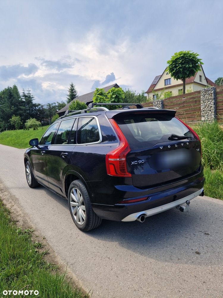 Volvo XC 90 - 3
