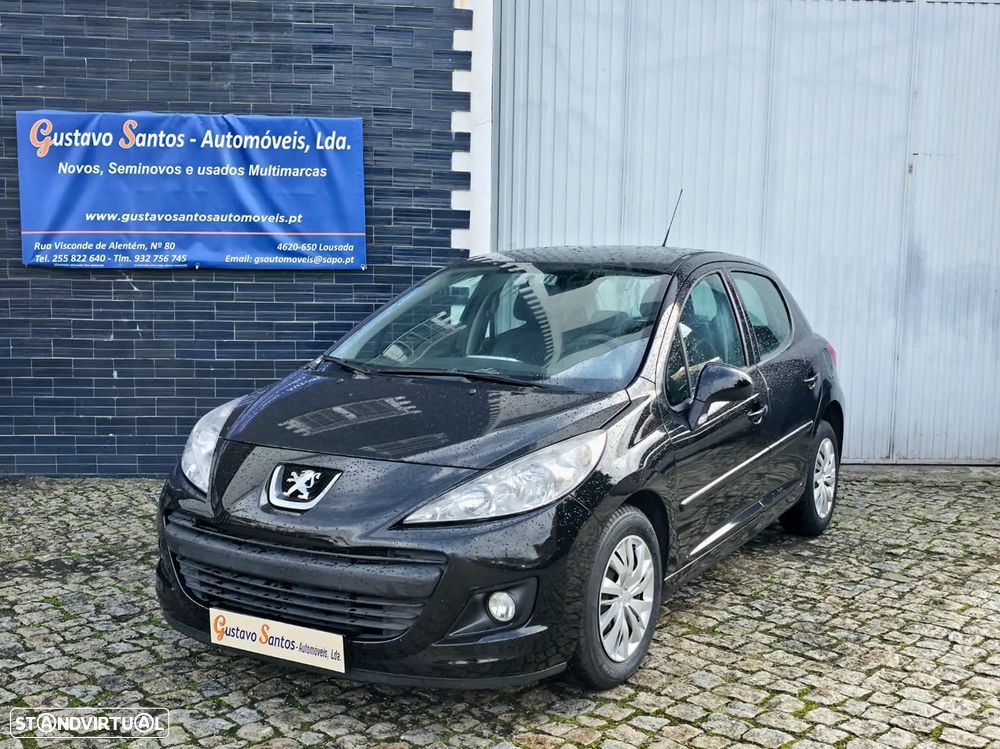 Peugeot 207 - 1