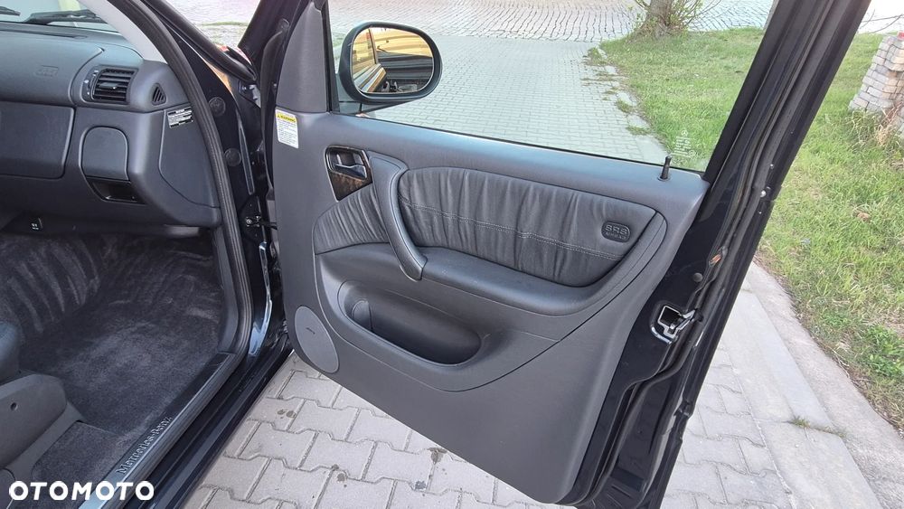 Mercedes-Benz ML - 20