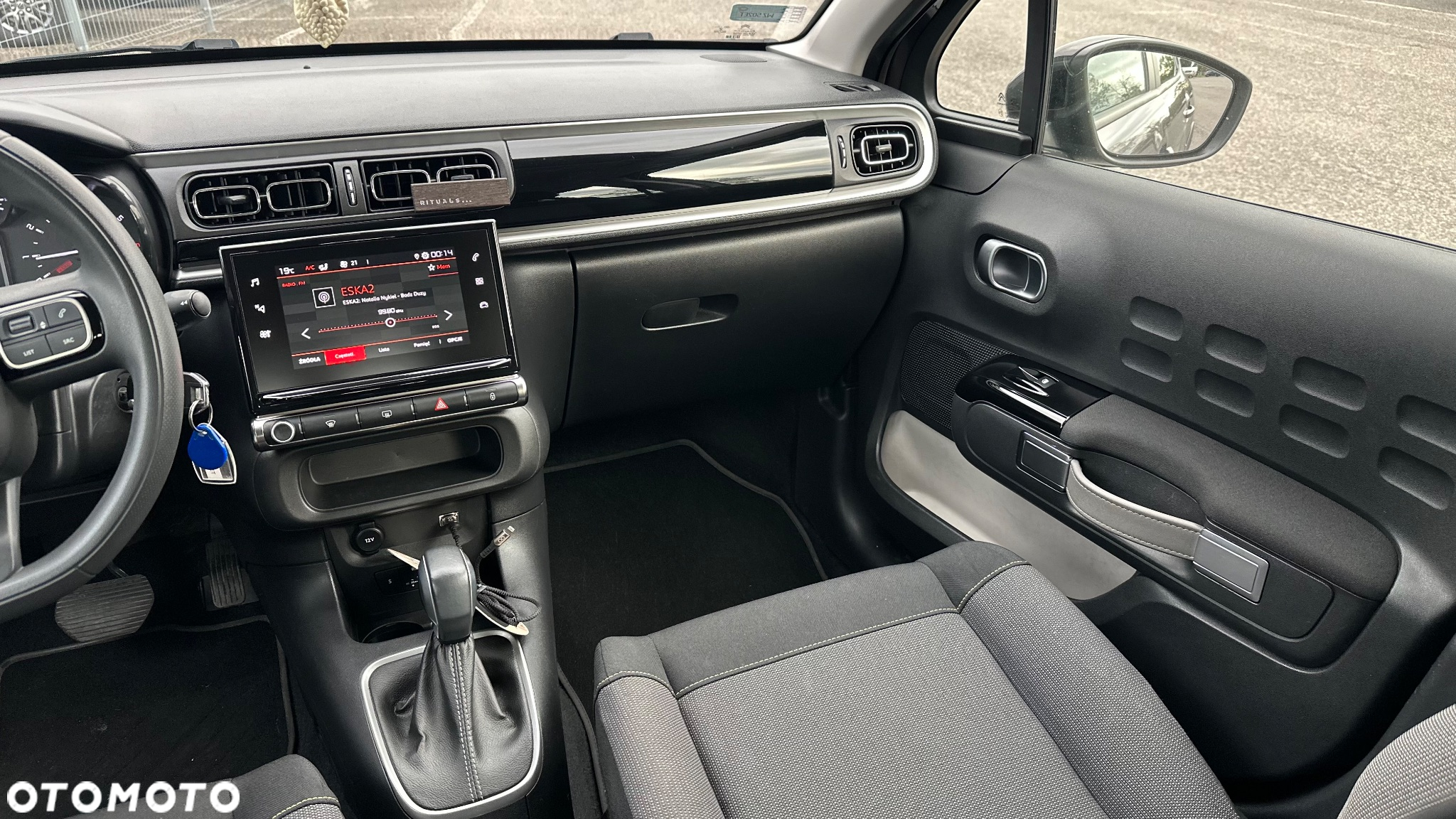 Citroën C3 1.2 PureTech Shine S&S EAT6 - 11