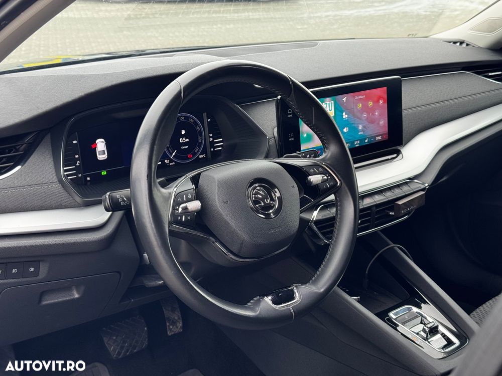 Skoda Octavia 2.0 TDI DSG Style - 12