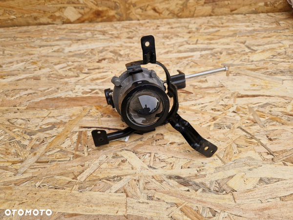 HALOGEN LEWY PRZÓD HYUNDAI I10 III