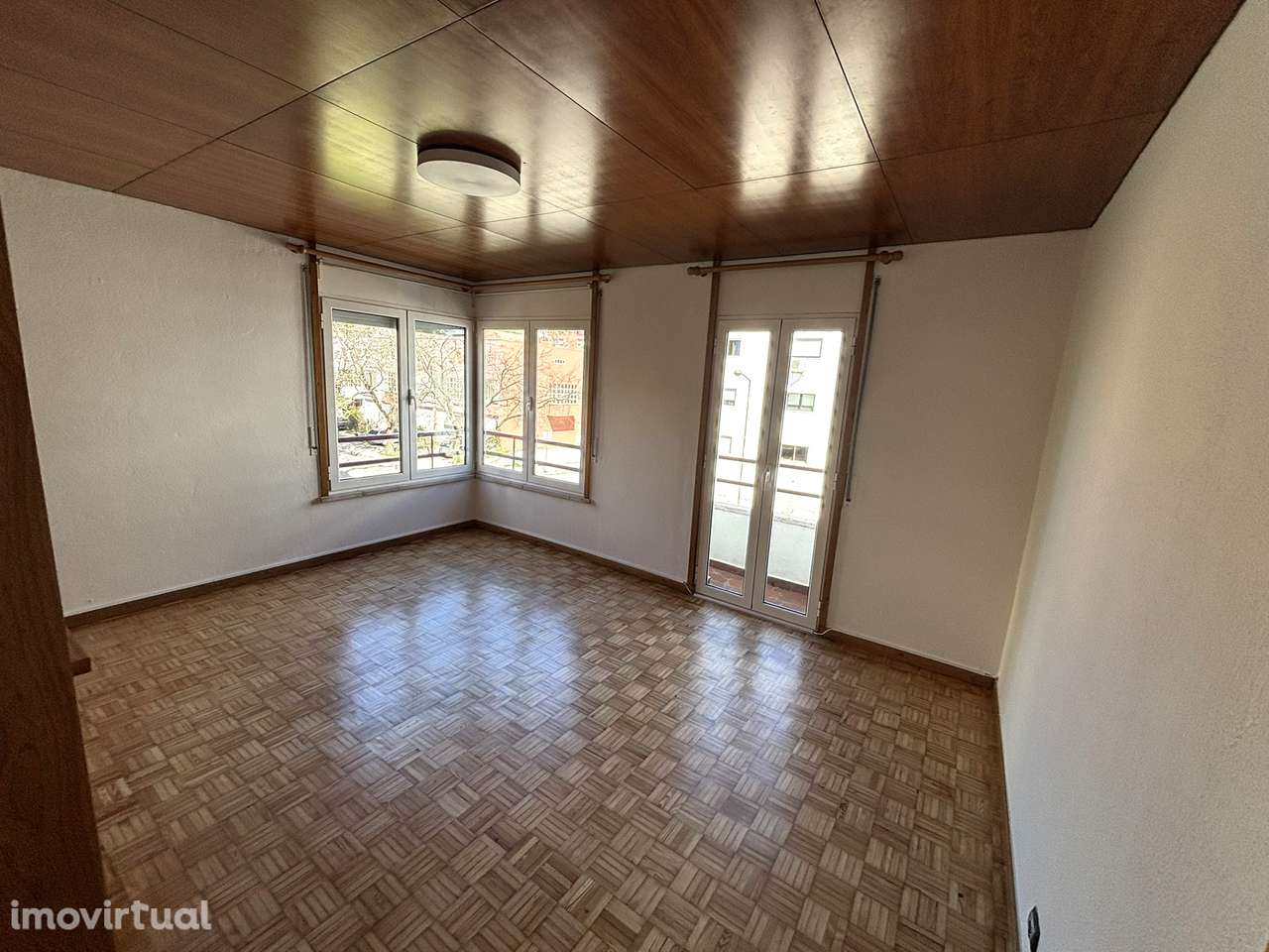 T3 renovado, em zona tranquila com excelente localização – Telheiras - Grande imagem: 2/18