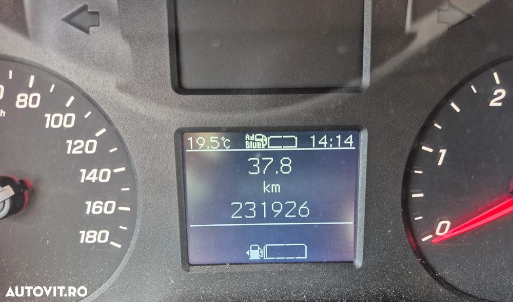 Mercedes-Benz Sprinter - 7