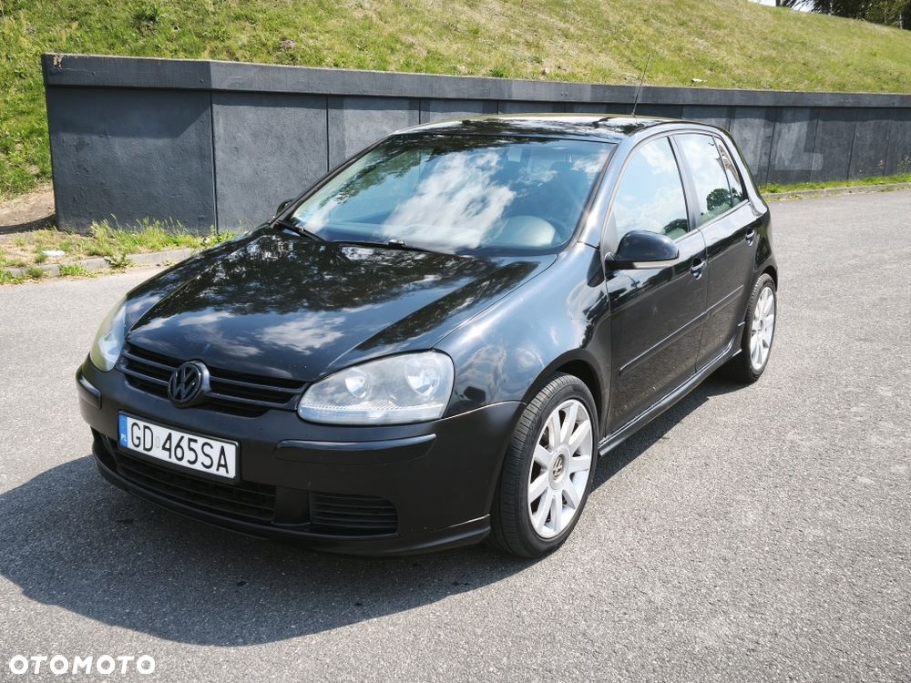 Volkswagen Golf - 1