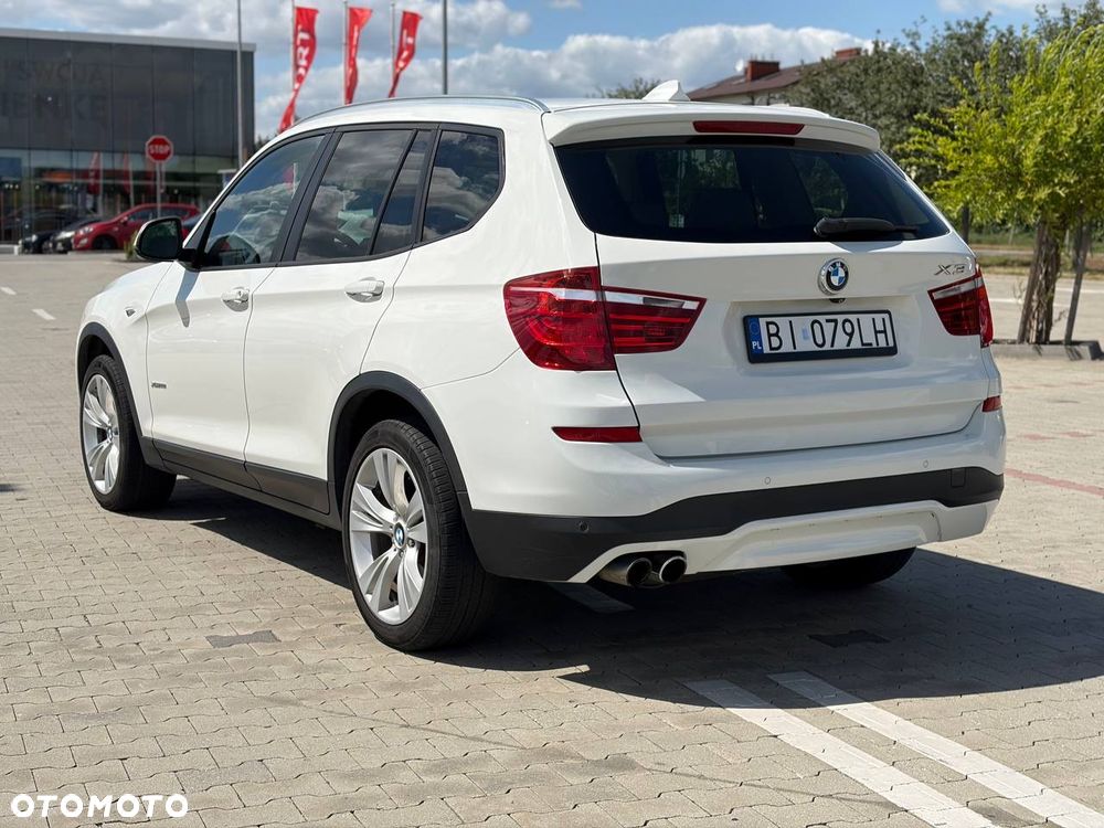 BMW X3 28i xDrive - 3