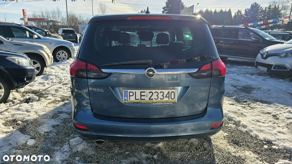 Opel Zafira - 12