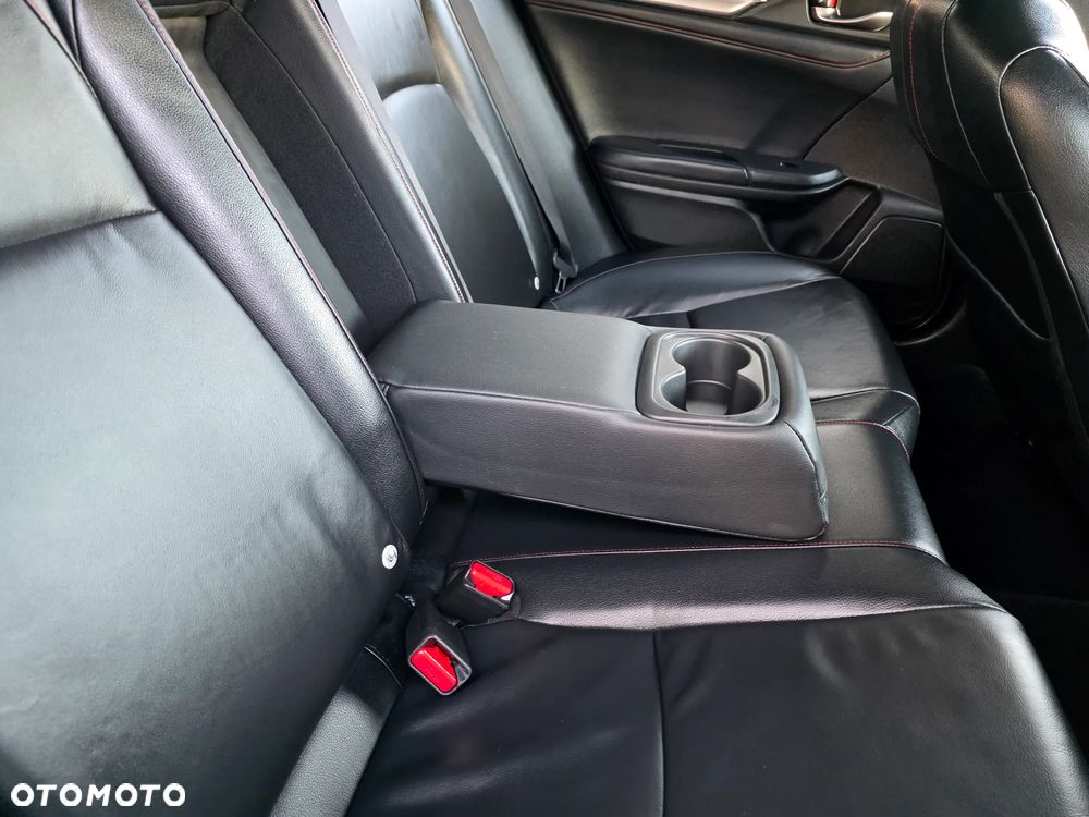 Honda Civic 1.0 i-VTEC Turbo CVT Executive Sport Line - 25