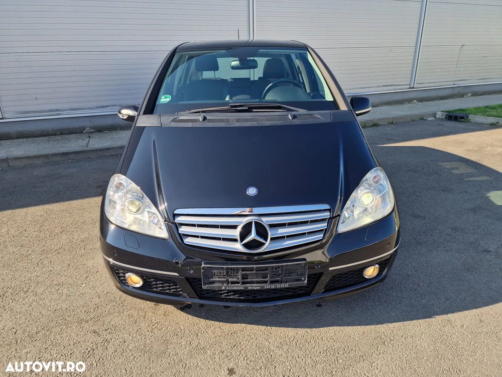 Mercedes-Benz A 180 - 21