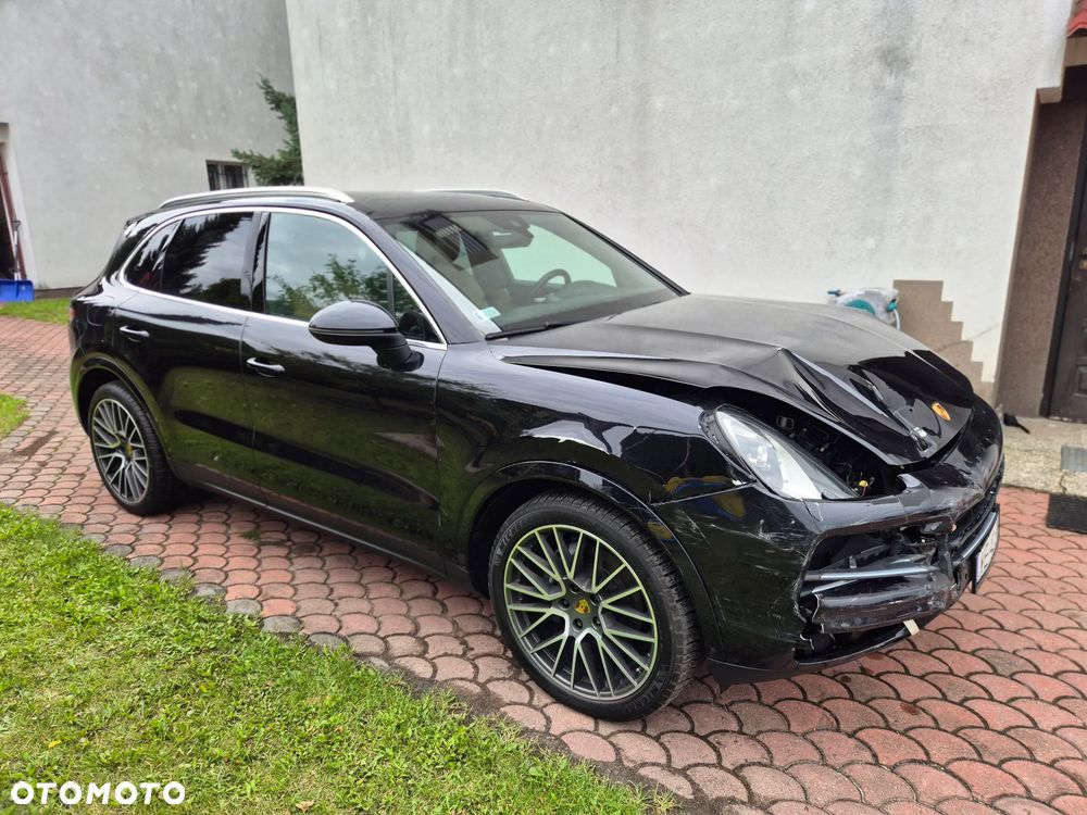 Porsche Cayenne Platinum Edition - 4