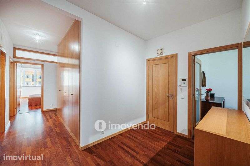 Apartamento T3 com excelentes áreas nas Avenidas Novas - Grande imagem: 4/12