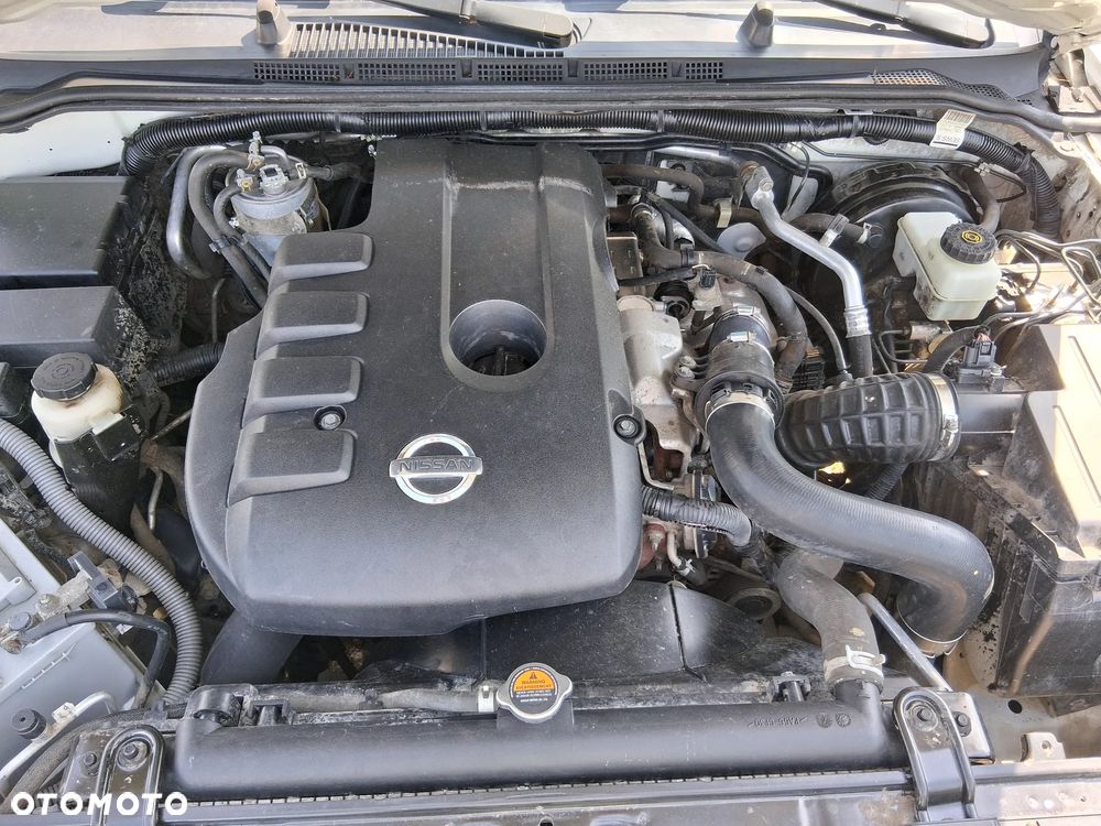 Nissan Navara 2.5 D FE Long - 22