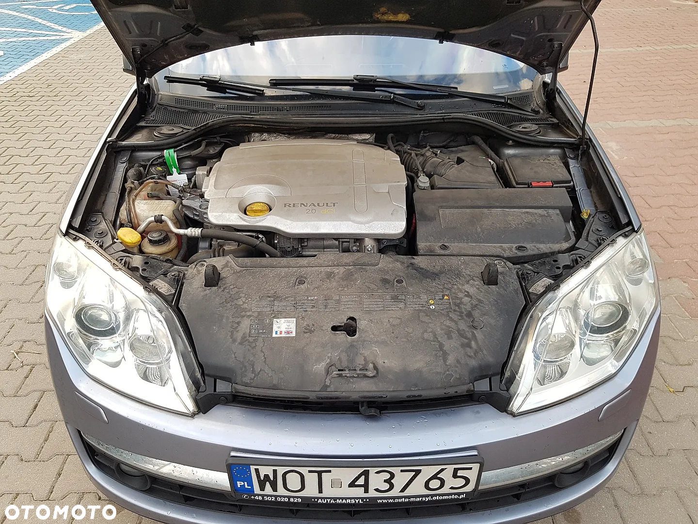 Renault Laguna dCi 150 FAP Initiale - 12