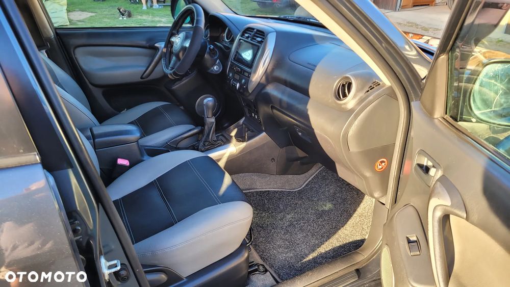 Toyota RAV4 4x4 - 8
