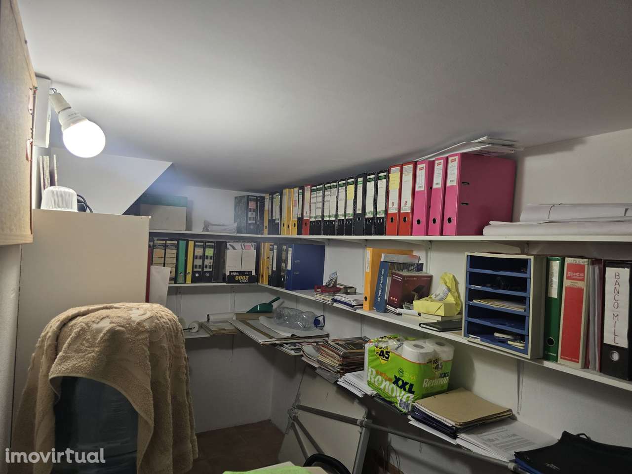 Espaço Comercial Duplex com 70m² e Muita Arrumação – Vila Nova de Gaia - Grande imagem: 5/17