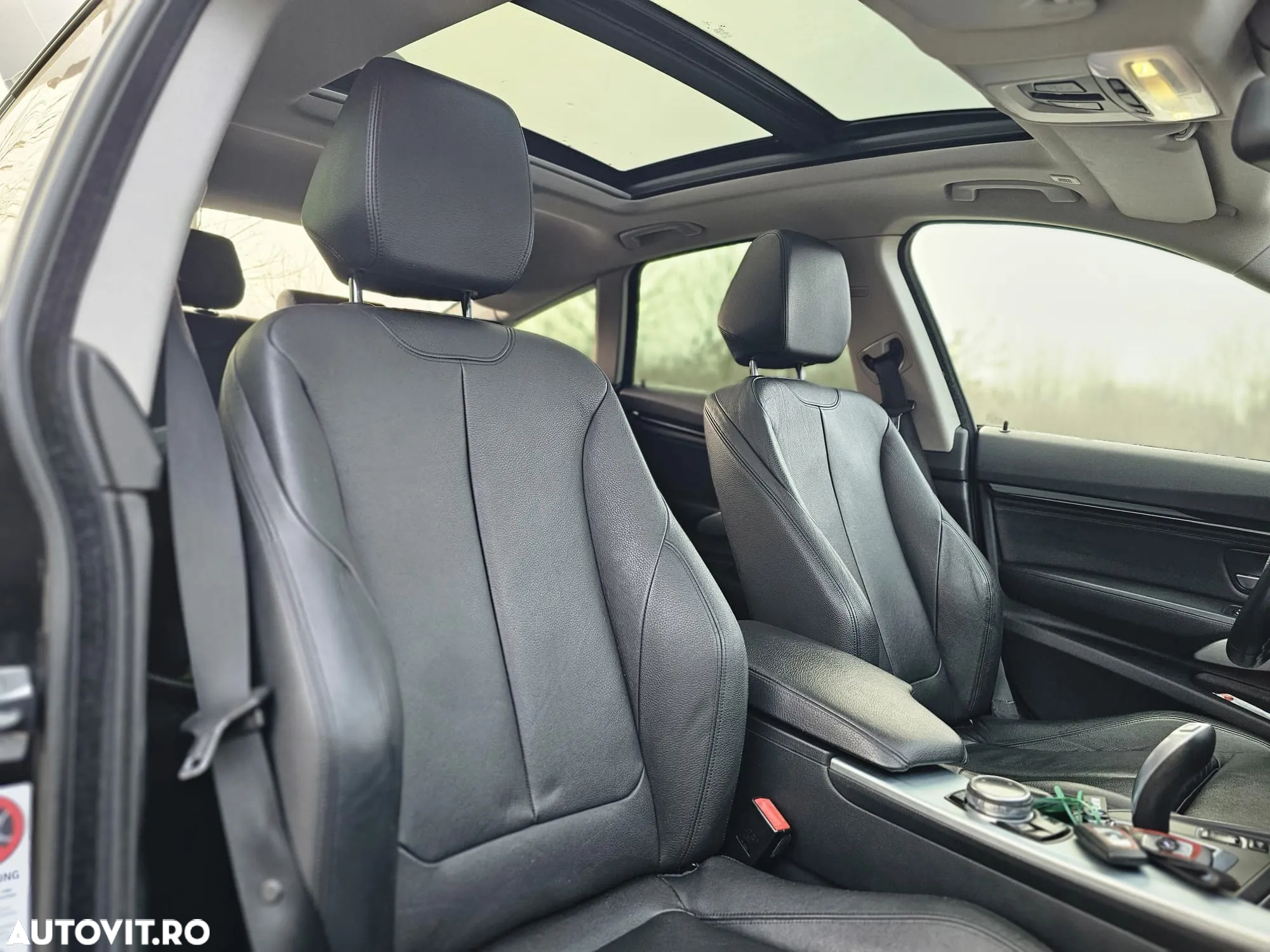BMW Seria 3 318d Aut. Sport Line - 10