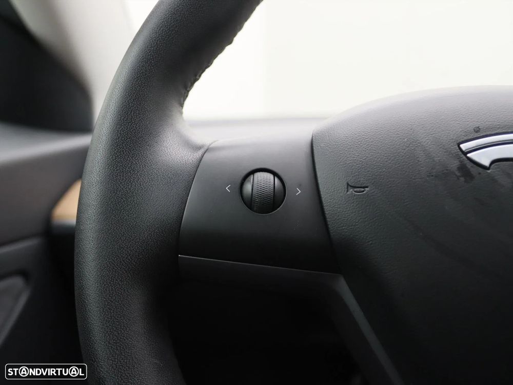 Tesla Model 3 Standard Range Plus RWD - 11