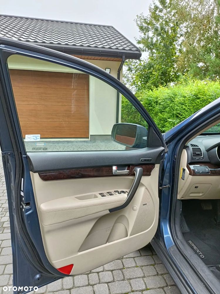 Kia Sorento - 16