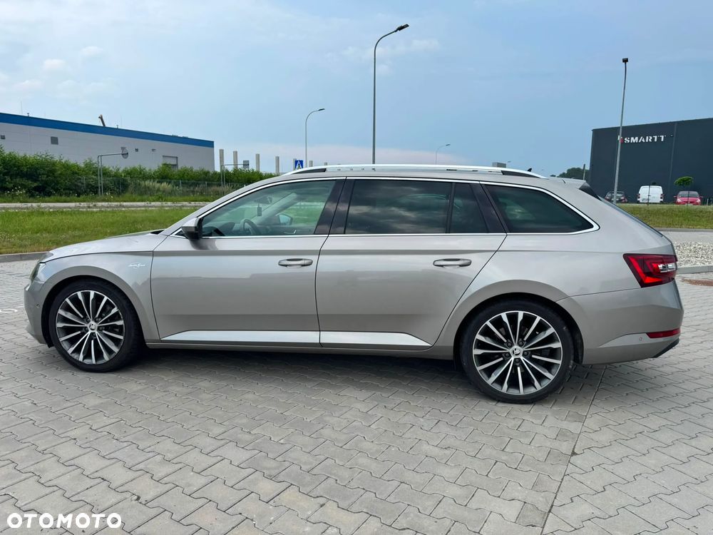 Skoda Superb 2.0 TDI 4x4 L&K DSG - 10