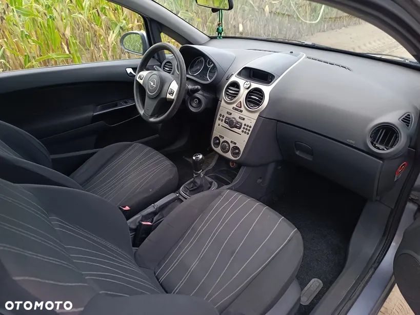 Opel Corsa - 6