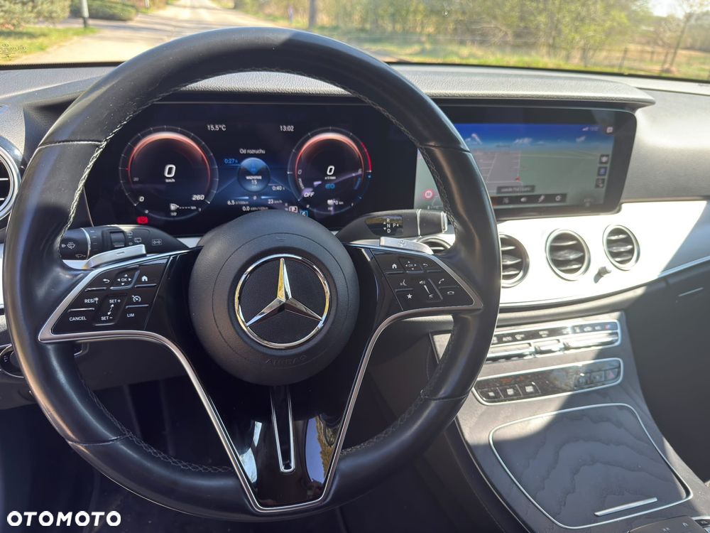 Mercedes-Benz Klasa E 300 de 9G-TRONIC AMG Line - 35