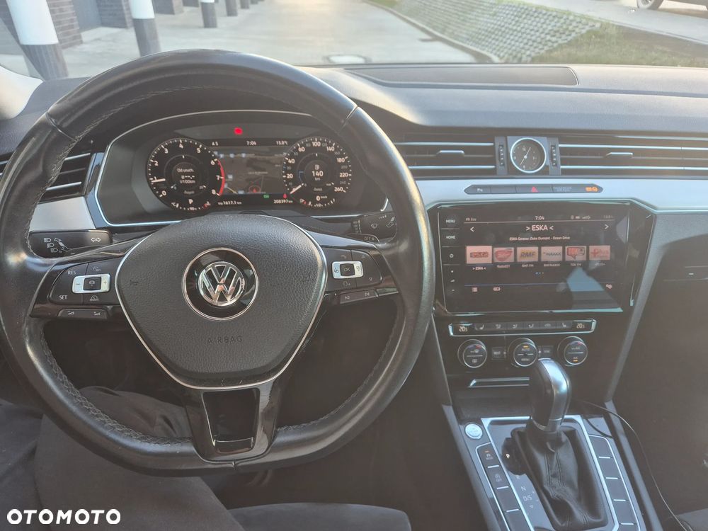 Volkswagen Passat 1.8 TSI BMT Highline DSG - 4