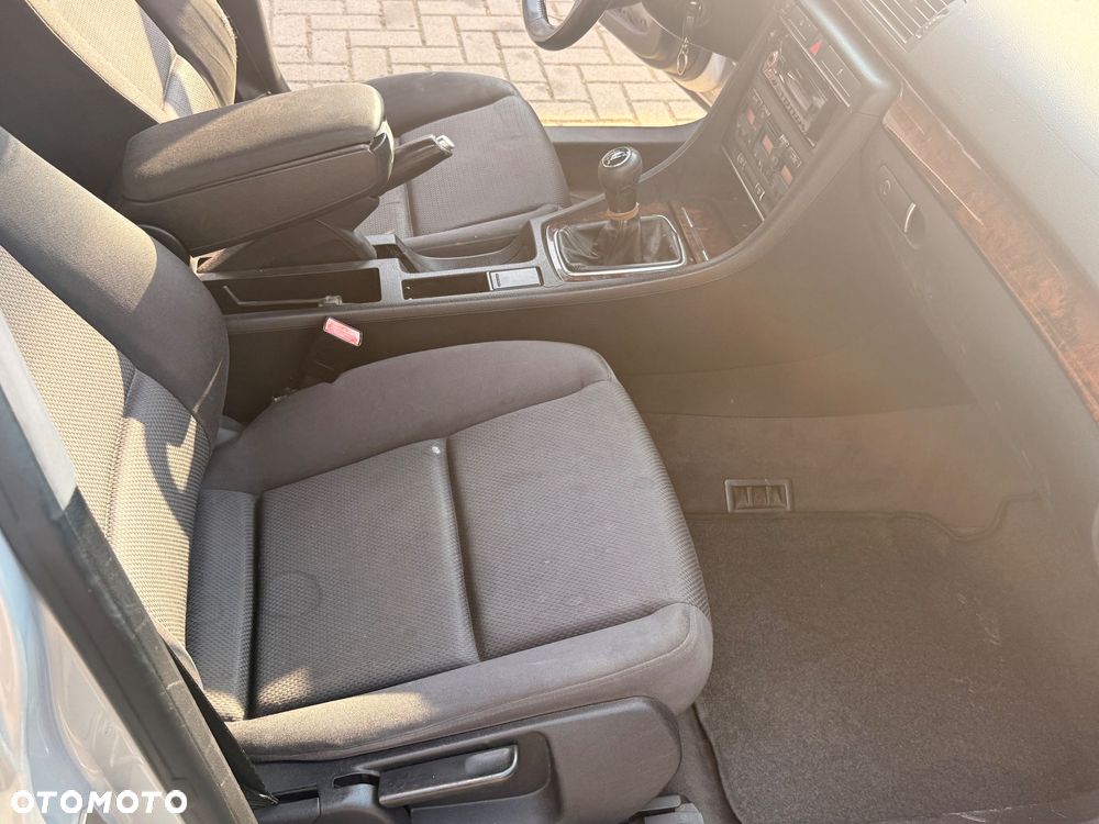 Audi A4 Avant 2 - 9
