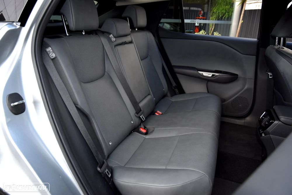 Lexus RZ 300e Premium - 39