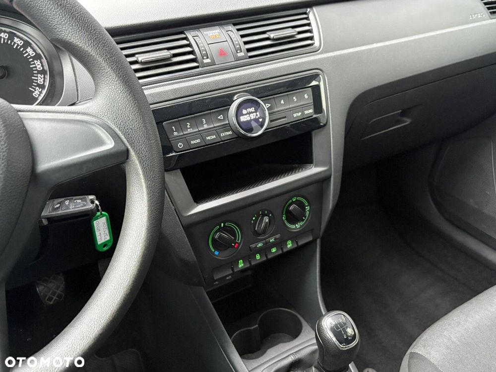 Skoda RAPID Spb 1.2 TSI Active - 17
