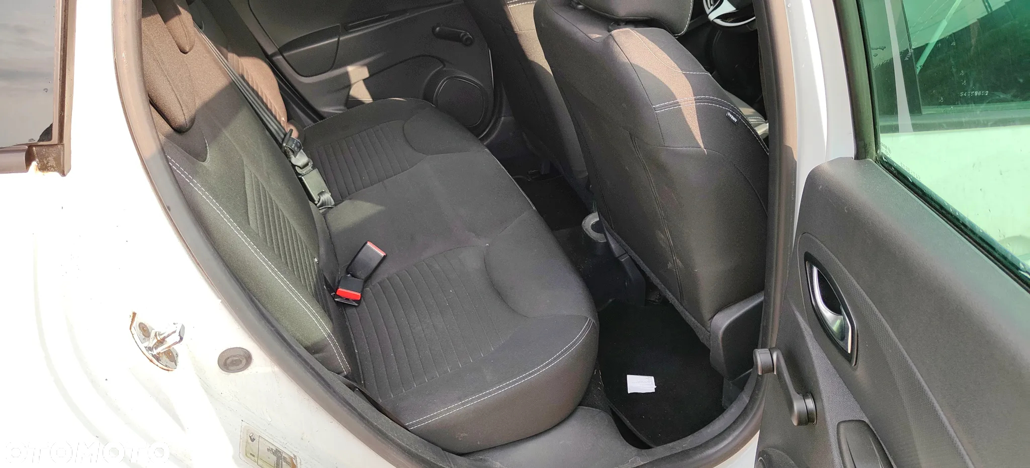 Renault Clio (Energy) TCe 90 Start & Stop LIMITED - 8