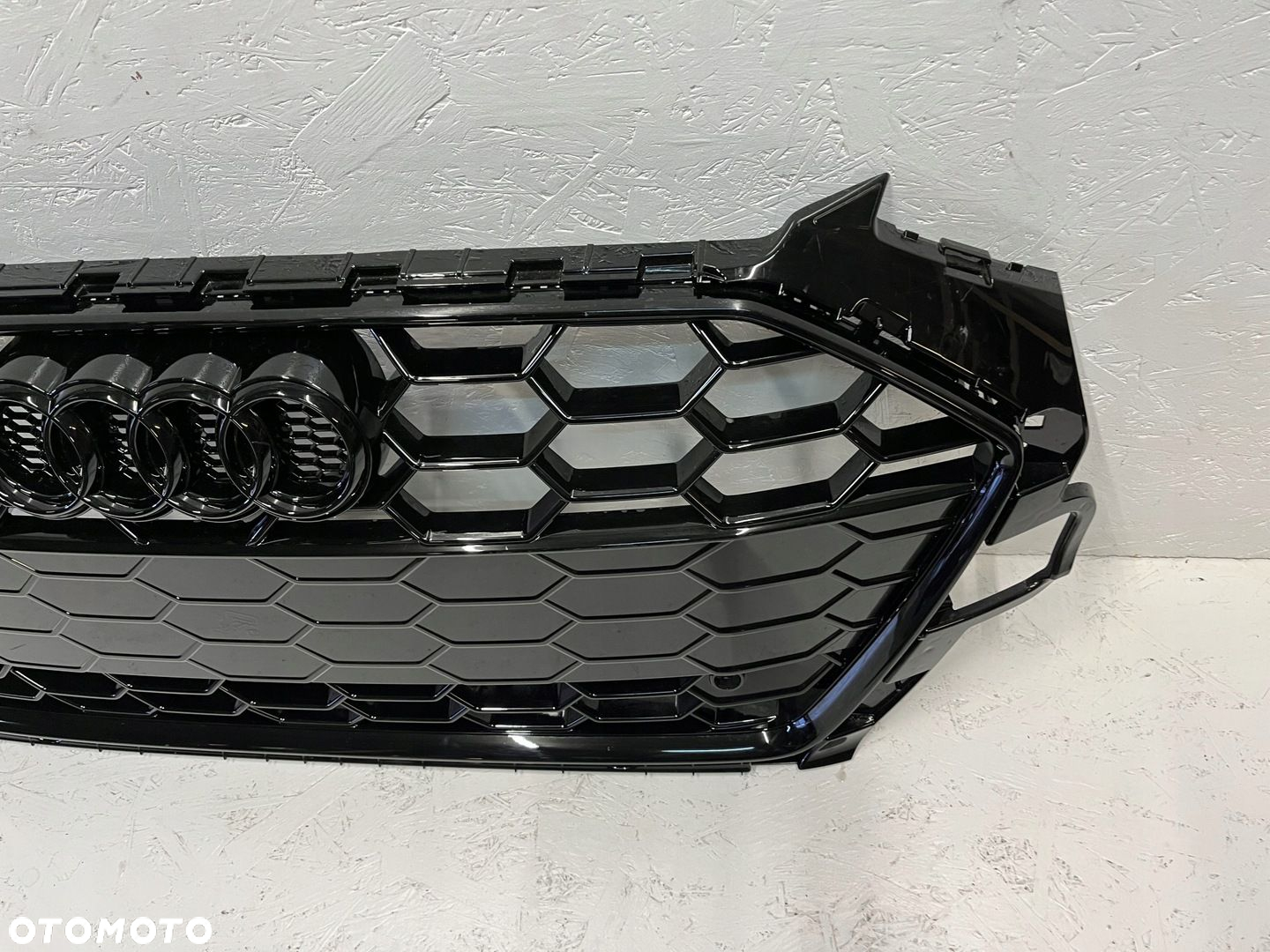 AUDI A4 B9 8W0 LIFT 2020 - S-LINE ATRAPA GRILL ORG - 6
